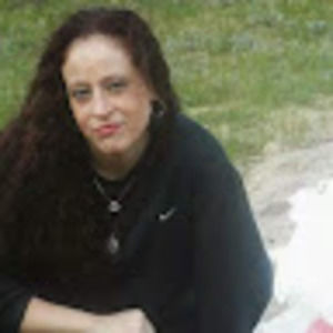 Meet your Posher, Leona